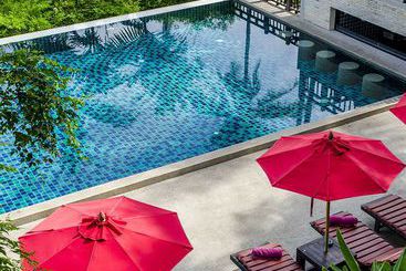 استراحتگاه Kirikayan Luxury Pool Villas & Suite