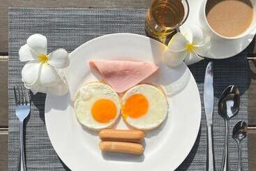 Resort S Lodge Pattaya Formally Sabai Lodge