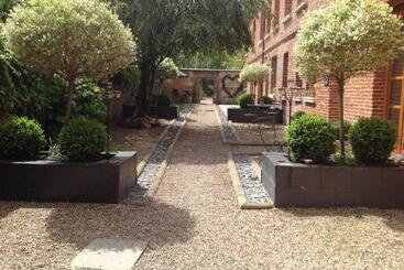 B&b Le Fond De La Cour