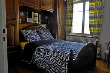 ペンション L Oustal Des Bons Vivants