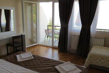 پانسیون Villa Angelos