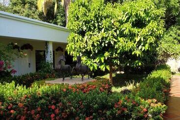 호텔 Melgar Villa Valeria Boutique