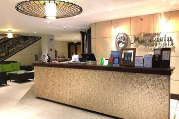 Boracay Mandarin Island Hotel