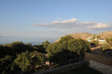 Апартаменты Golden View Studios