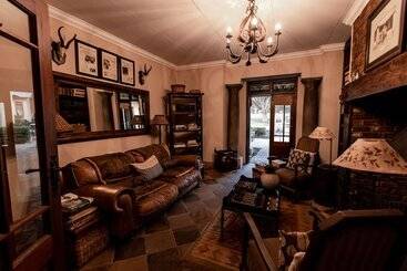 בית מלון כפרי Dawsons Game Lodge