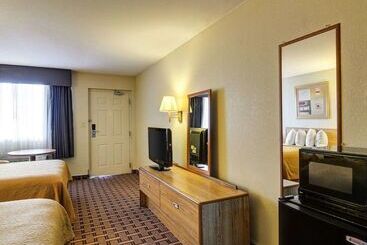 فندق Quality Inn Conway   Greenbrier