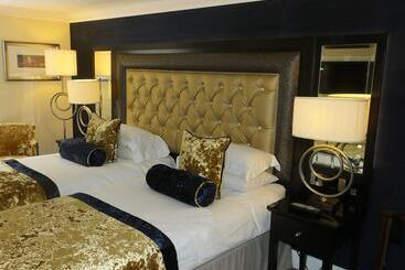 ホテル The Old Mill Inn