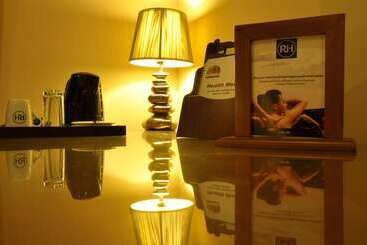 فندق The Residency