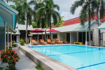 Maiiam Bungalows Kata Beach