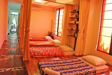 استراحتگاه Sarita Chalet And Spa