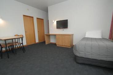 Asure Christchurch Classic Motel & Apartments