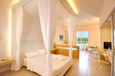 Отель Afandou Bay Resort Suites