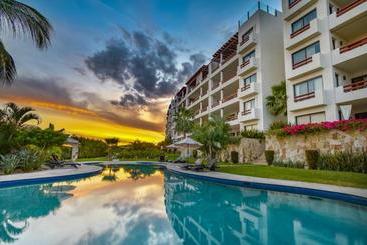 Alegranza Luxury Resort  All Master Suite - San Jose del Cabo