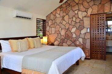 Ana Y Jose Hotel & Beach Club Tulum