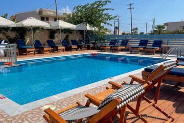 فندق Kaissa Beach