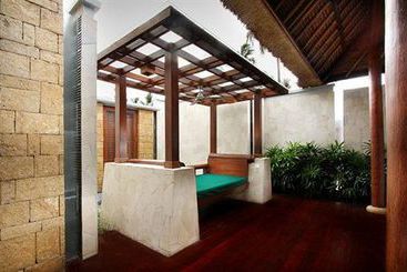 The Santosa Villas & Resort