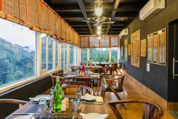 Tripli Hotels Shambhu Villas