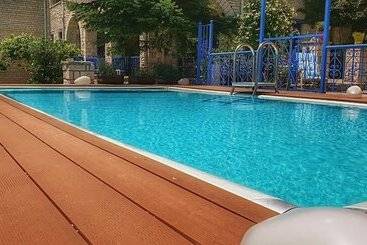 Отель Zarkada Archontiko