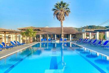 هتل آپارتمان Corfu Sungate