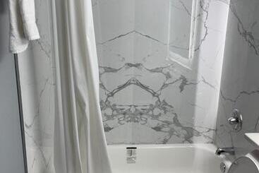 فندق The Wayne Inn