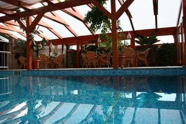 膳宿费 Penzion Bohemia