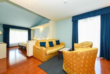 فندق New Genziana