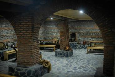 هتل Varga Kvareli