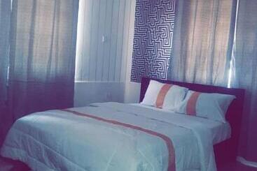 بنسيون Maxjen Haven Guest House