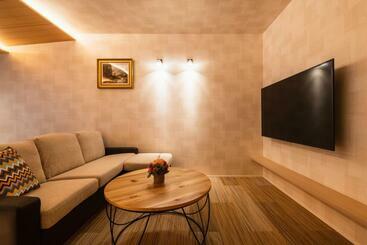 公寓式酒店 Grand Base Mojiko Ekimae