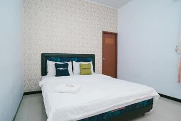 膳宿费 Urbanview Hotel Griya Surya Malang By Reddoorz