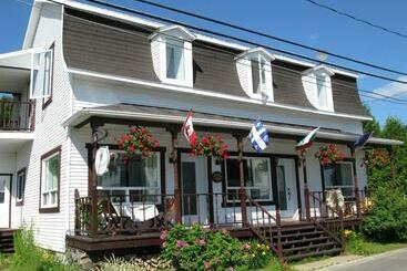 Bed and Breakfast Gîte Aux Traditions