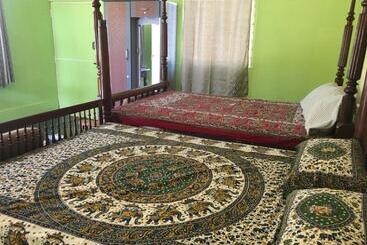 ホテル Nannilam Organic Farm Stay