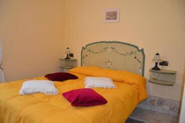 فندق B&b La Terrazza Del Subasio