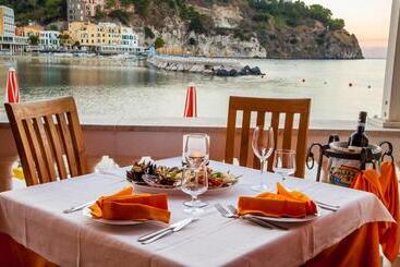 בית מלון כפרי La Sirenella