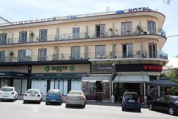 בית מלון כפרי Miramare