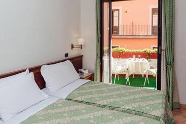 בית מלון כפרי Montana