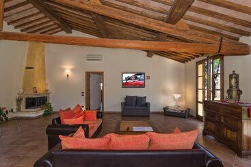 ホテル Pisa Holidays