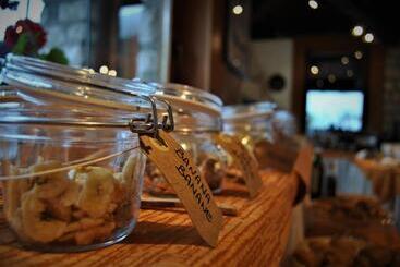 فندق Sailing Center