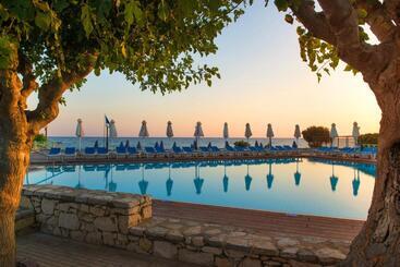 فندق Silva Beach