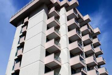 ホテル Terminal Palace & Spa