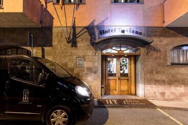 ホテル Traiano