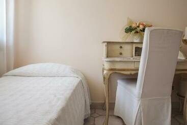 בית מלון כפרי Villa Serena