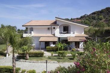 דירת נופש Luzia Agriresort