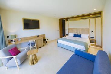 אתר נופש Impressive Playa Granada Golf