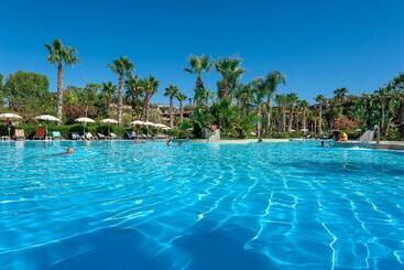 Acacia Resort Parco dei Leoni