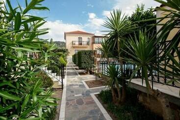 آپارتمان Christina S Garden