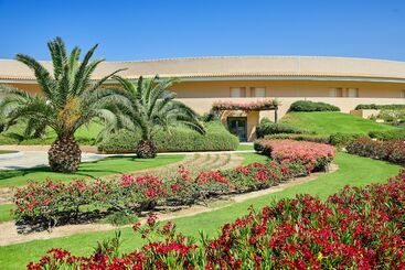 בית מלון כפרי Capovaticano Resort Thalasso Spa