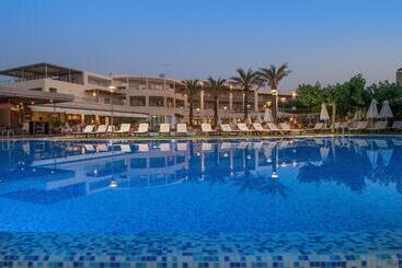 هتل Cretan Dream Resort & Spa