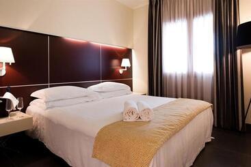 فندق Home Club Suite