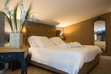 ホテル Marina Holiday & Spa